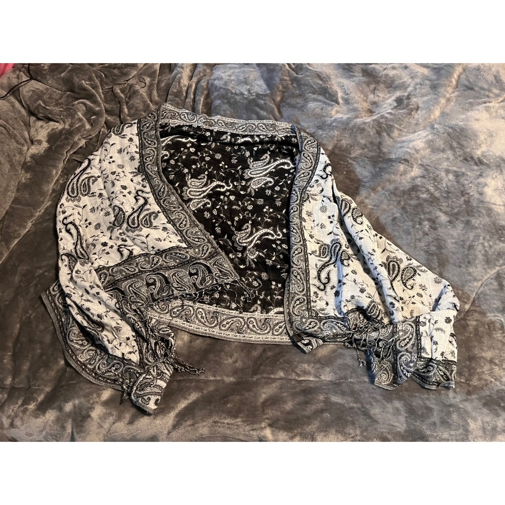 Reversible Paisley Pashmina Shawl Wrap Black White Fringe Scarf Floral Boho